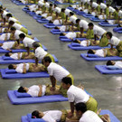 Weltrekordversuch in Simultan-Massage in Bangkok