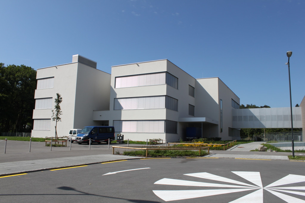 Bildungszentrum Oberau.JPG