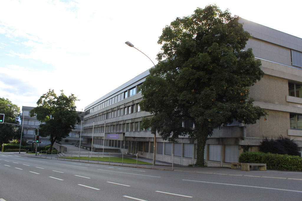 Gymnasium Schillerstra__e und P__dagogische Hochschule.JPG