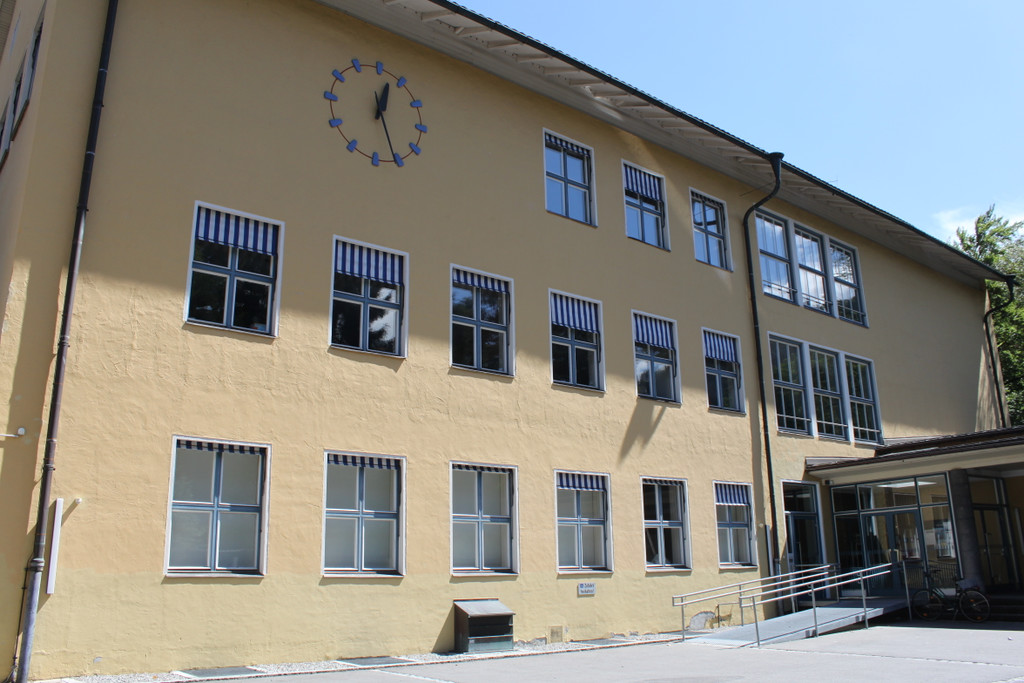 Mittelschule Feldkirch Levis2.JPG