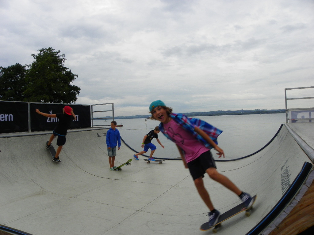 115_9472_JPG-1346346989