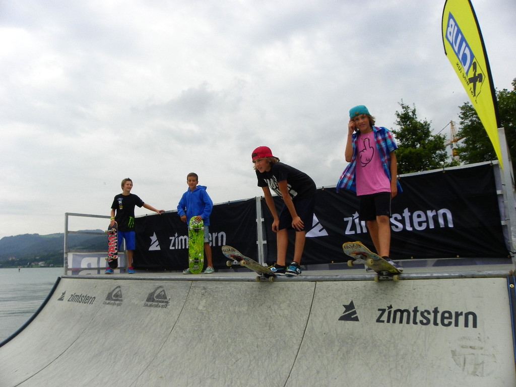 115_9475_JPG-1346346994