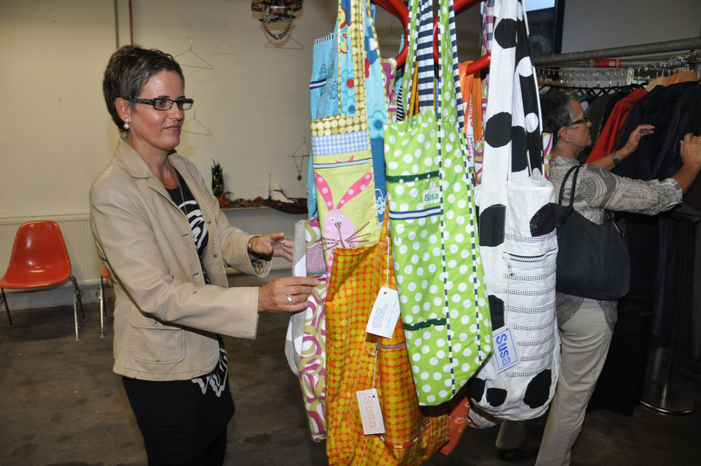 BazarT4_jpg-1346409031