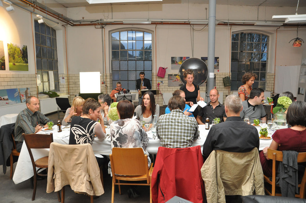 BazarT19_jpg-1346409112