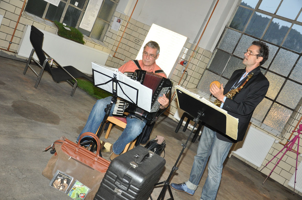 BazarT21_jpg-1346409135