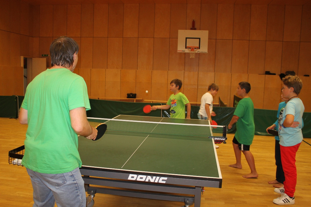 Ferienkalender Tischtennis 2012 _4__jpg-1346476576