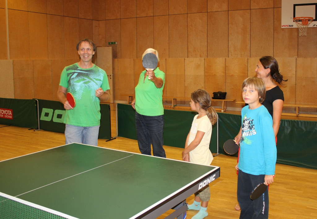 Ferienkalender Tischtennis 2012 _12__jpg-1346476608