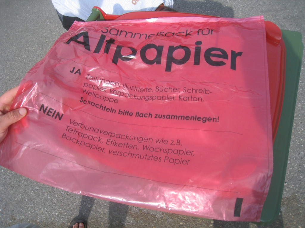 Altpapiersammlung Verteilung 2012 _5__jpg-1346477083
