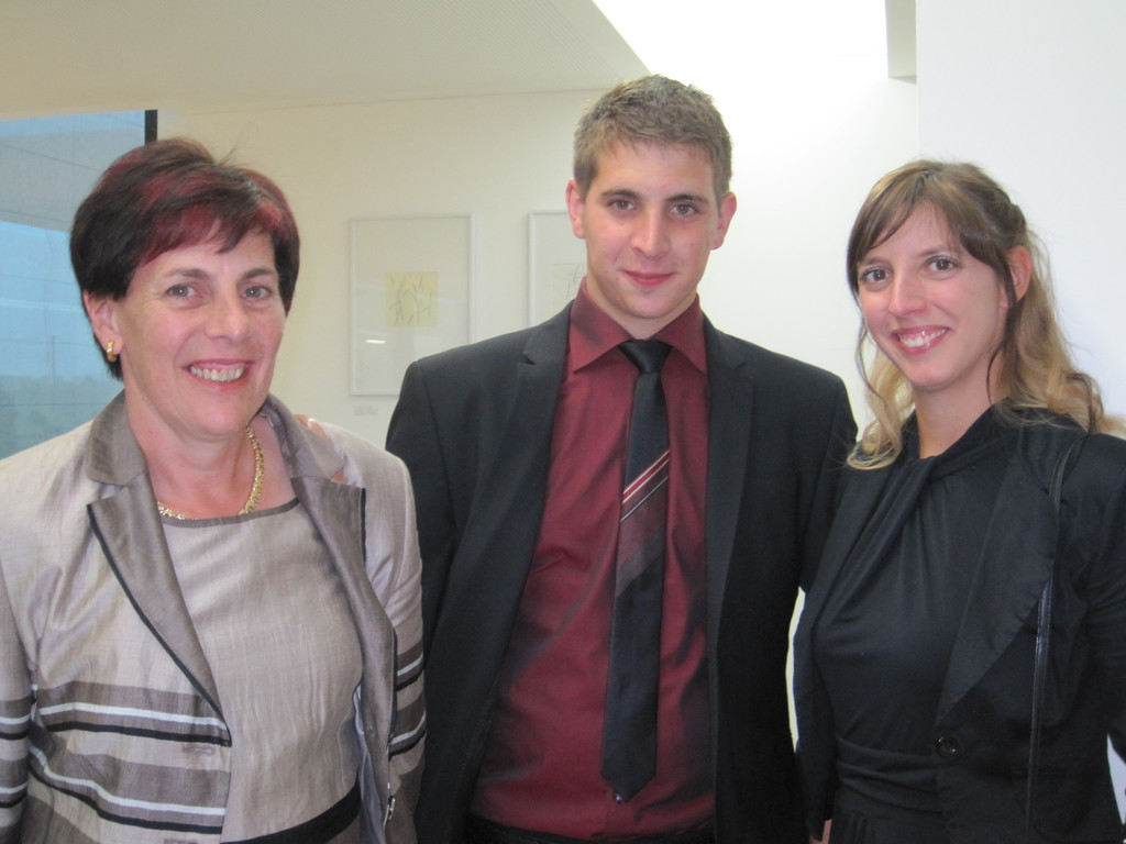 IMG_4545_JPG-1346523171