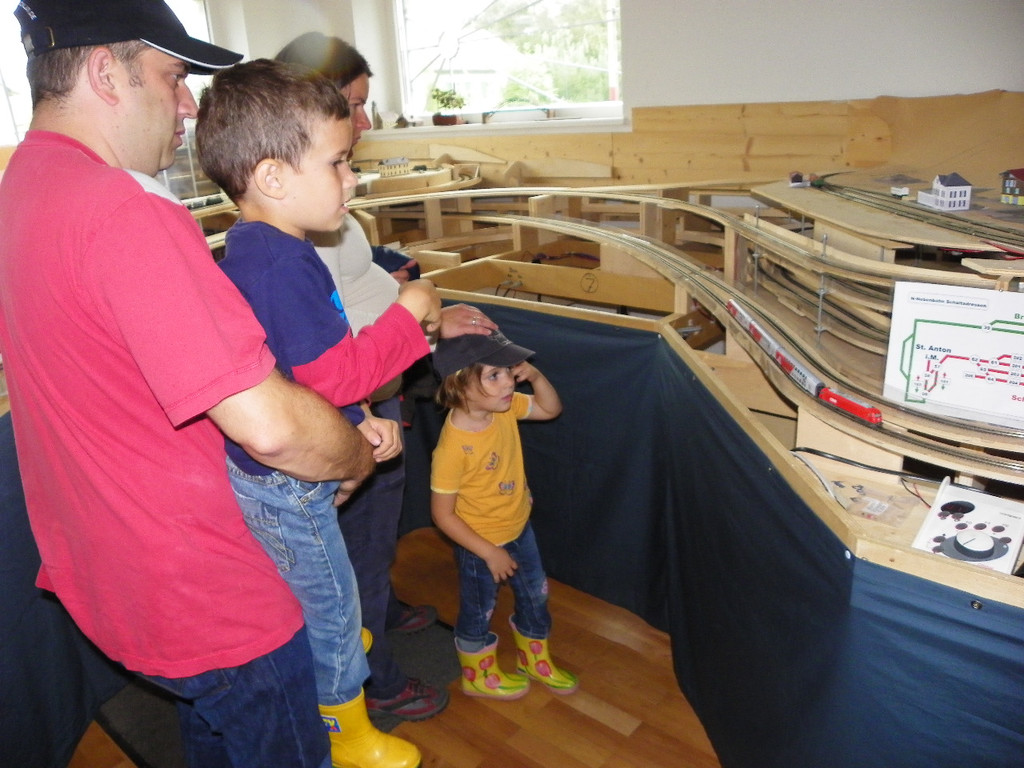 105_0251_jpg-1346572045