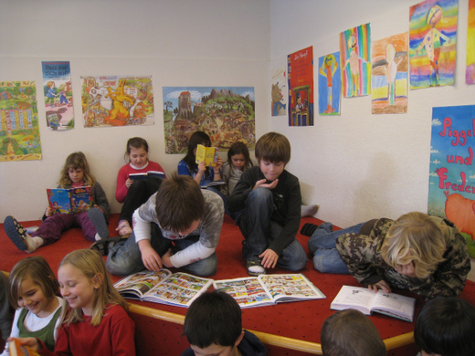 Buecherei Besuch 2010 _10_.jpg