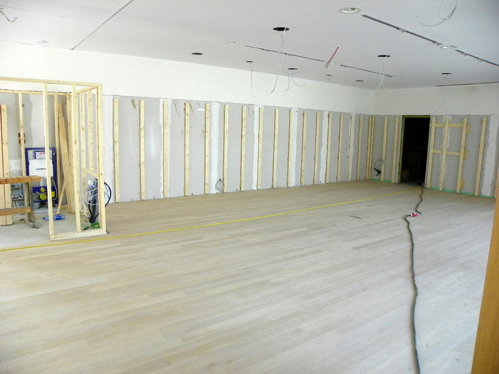 115_2889_JPG-1346575222