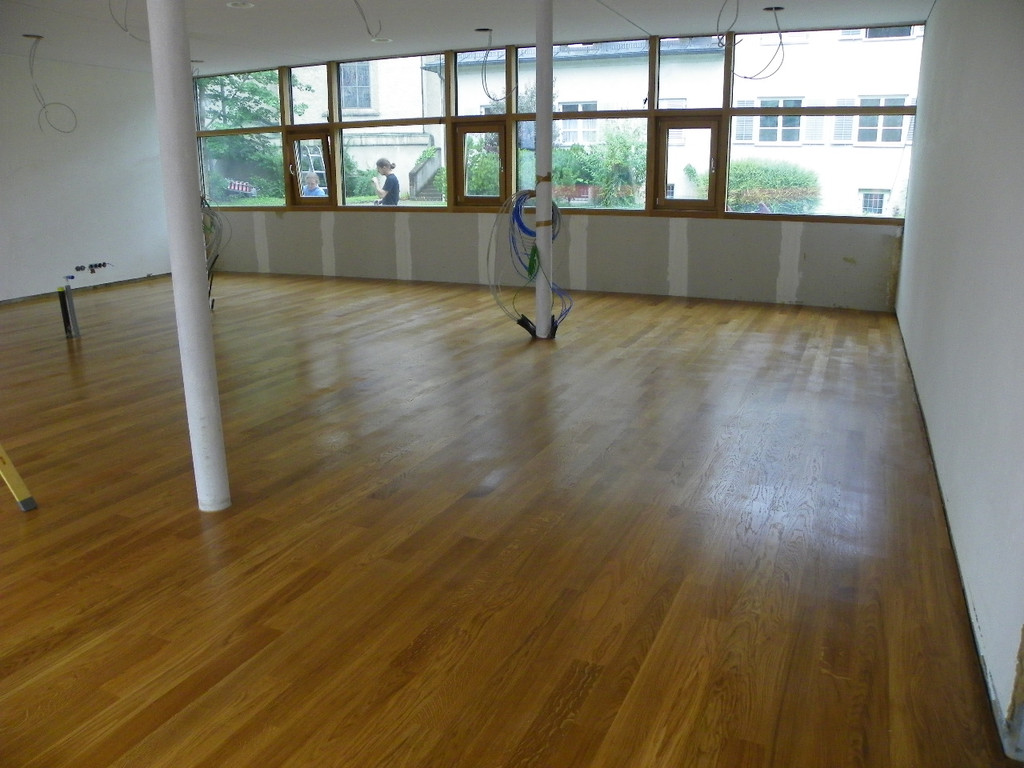 115_4032_JPG-1346575234