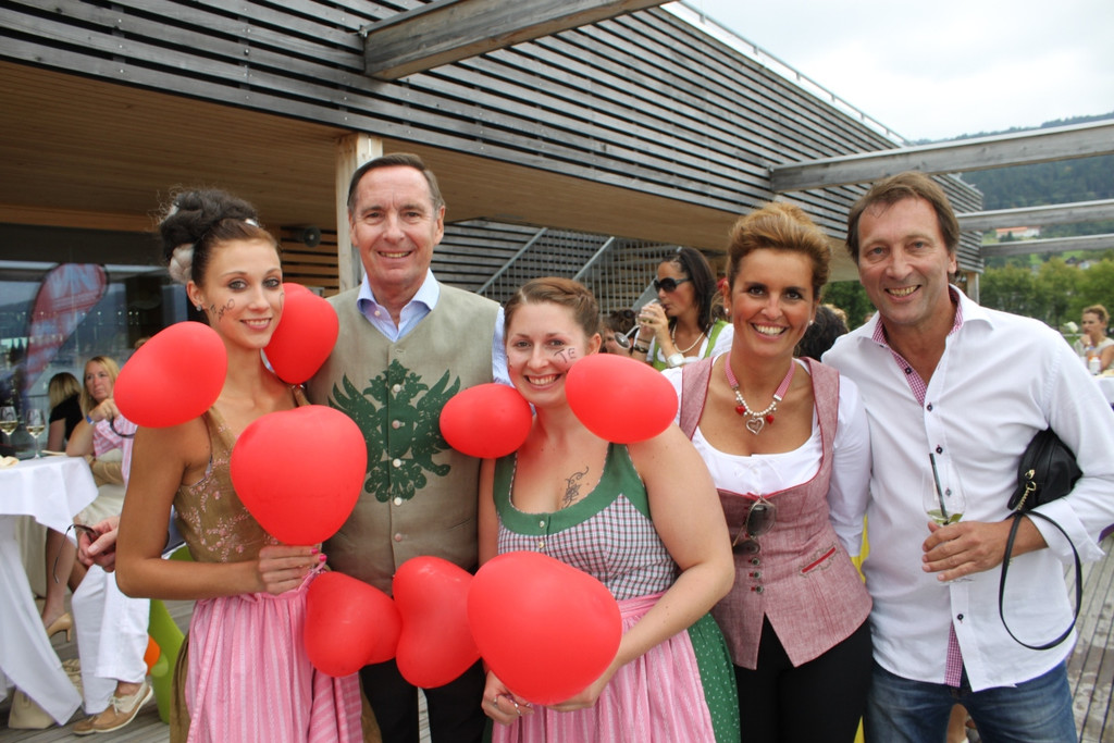 Dirndlflugtag Lochau 2012 _22__jpg-1346611484