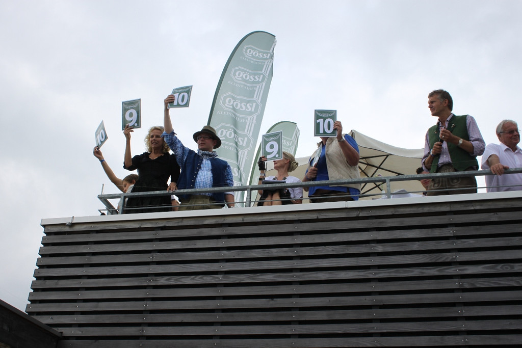 Dirndlflugtag Lochau 2012 _18__jpg-1346611471