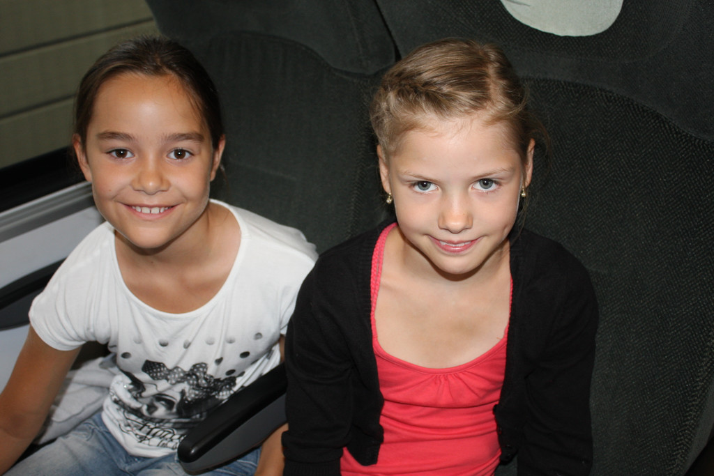Judith und Annika.jpg