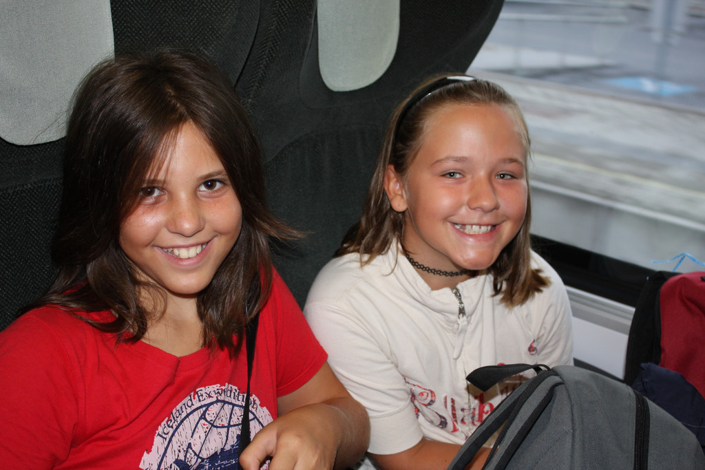Nicole und Ricarda.jpg