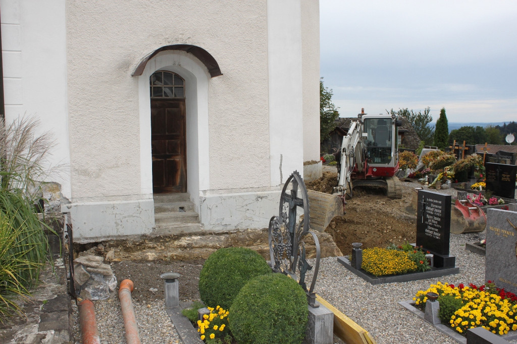 Eichenberg Kirchenrenovierung start 2012 _28__jpg-1346619091