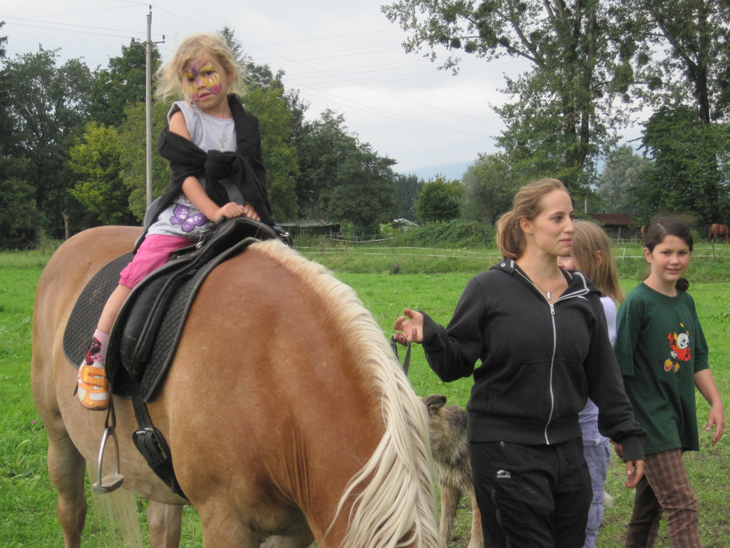 IMG_4574_JPG-1346660800