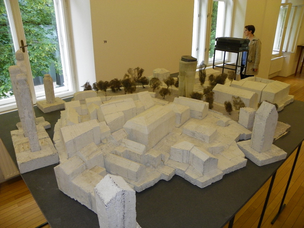 115_0809_JPG-1346707478