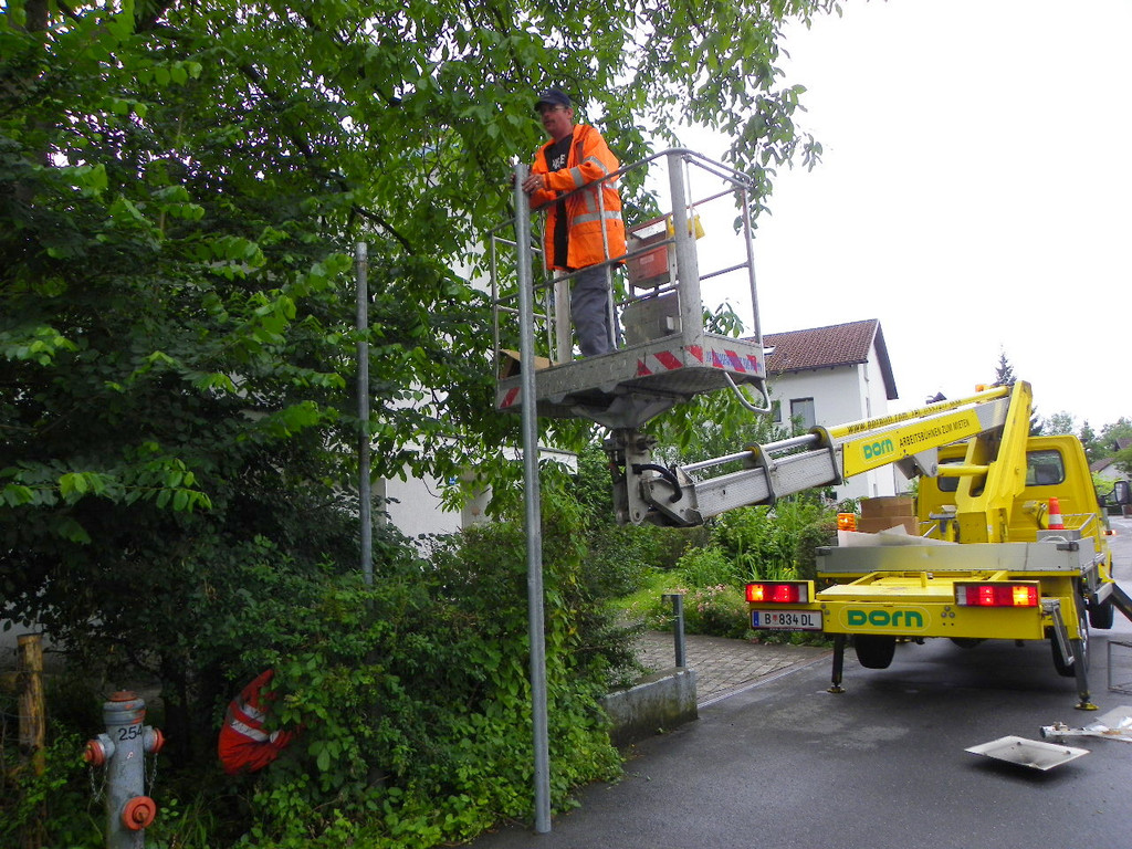 115_1464_JPG-1346708584