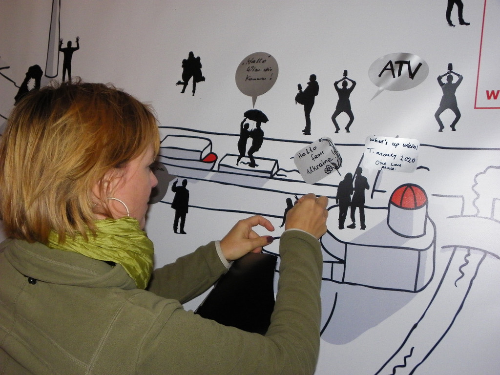 115_9771_JPG-1346709194