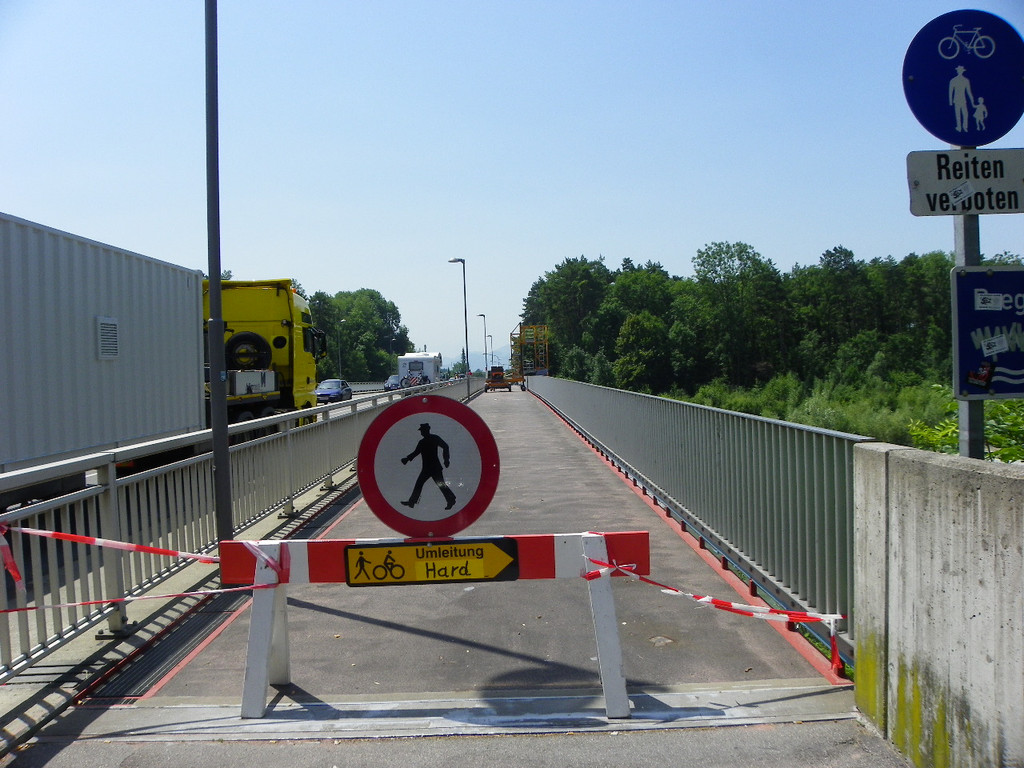 115_2154_JPG-1346709450