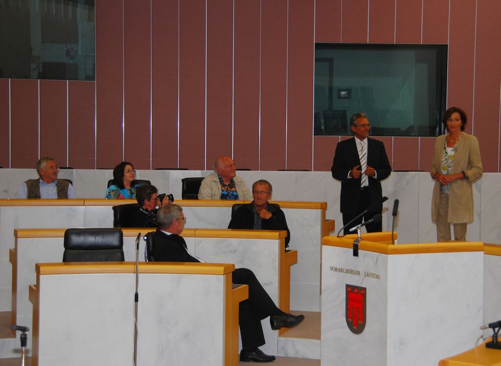 lux04_jpg-1346771622