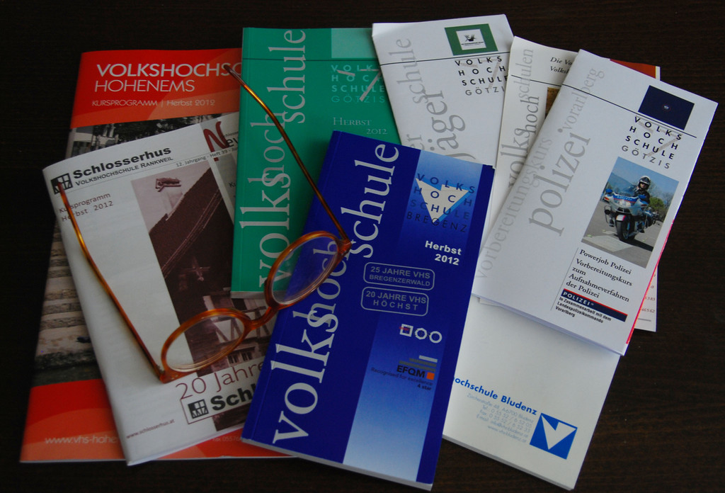 vhs_programme2012_02_jpg-1346772467