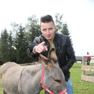 Gabalier auf Gut Aiderbichl