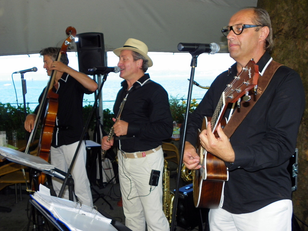 105_3038_jpg-1346828763