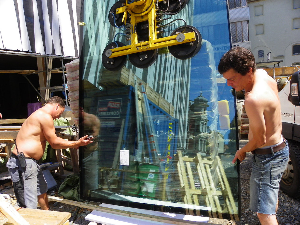 115_3034_JPG-1346830554