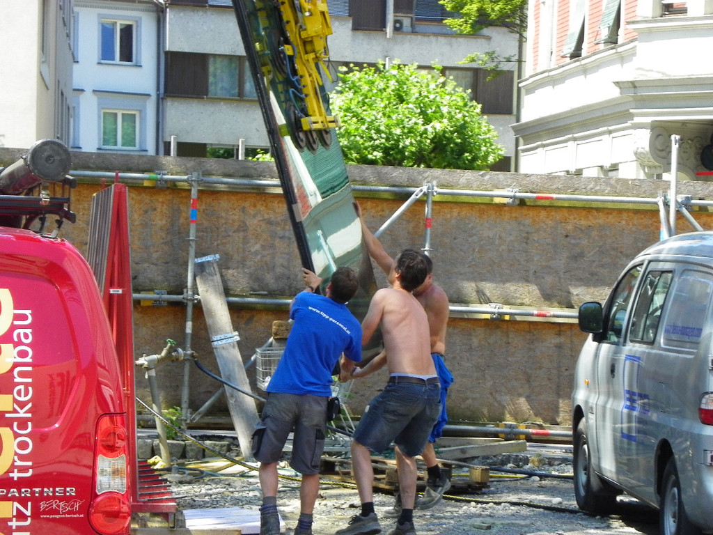 115_3015_JPG-1346830512