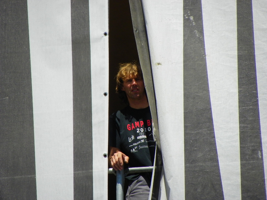 115_3042_JPG-1346830572