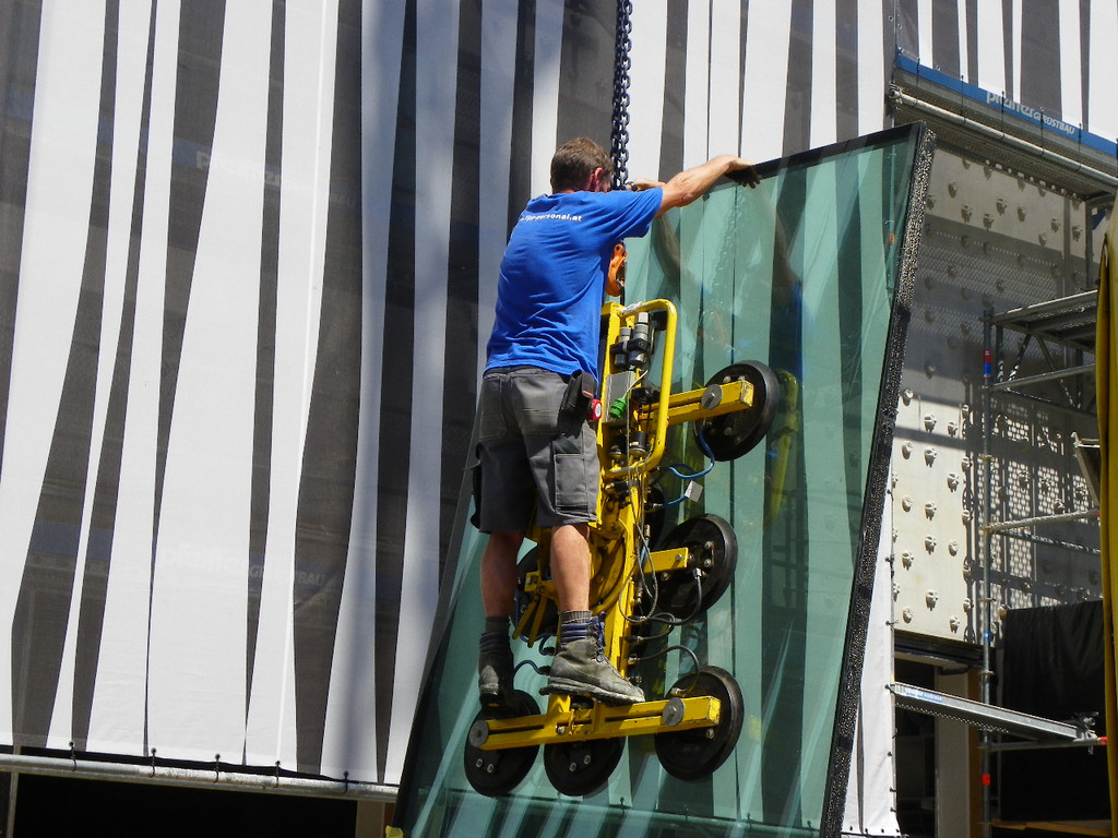 115_3037_JPG-1346830566