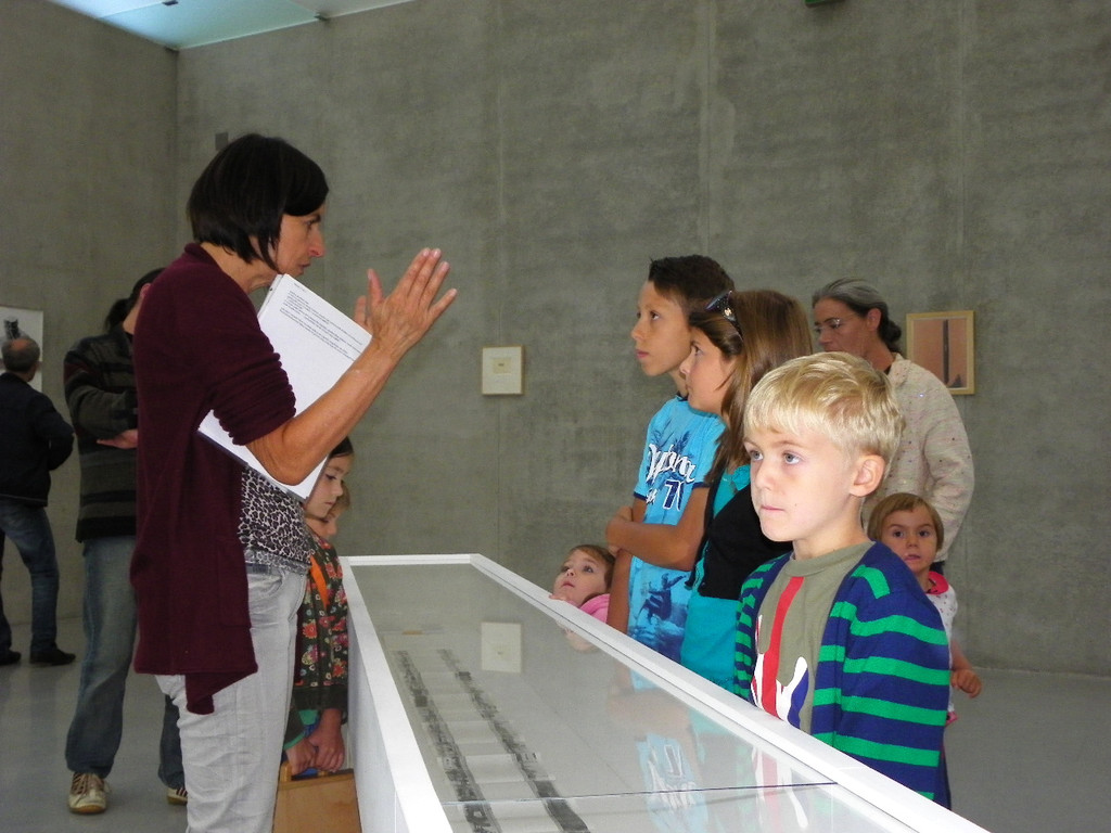 115_9853_JPG-1346880498