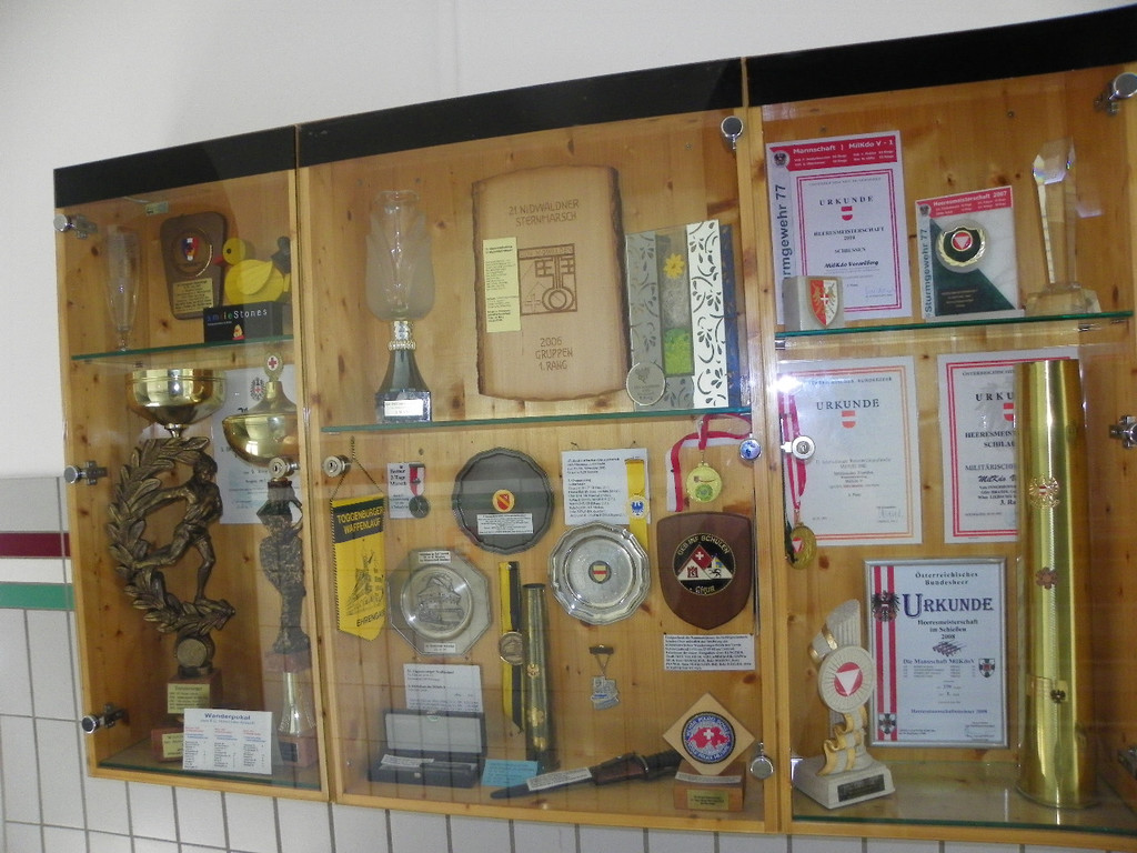 115_2365_JPG-1346885037