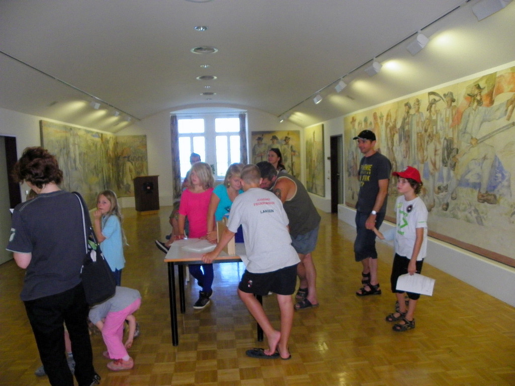 115_6117_JPG-1346885071