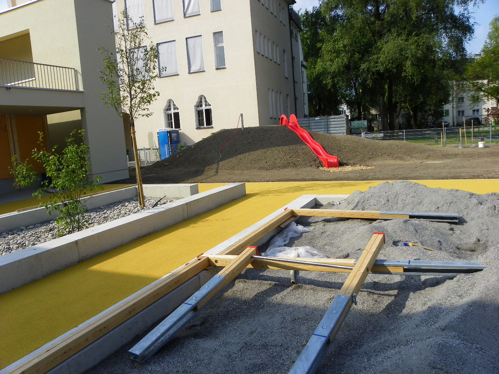 115_4851_JPG-1346885934