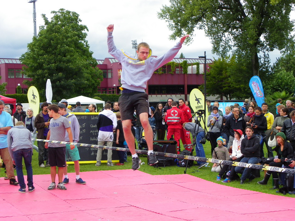 115_9573_JPG-1346886416