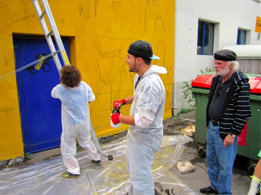 BK_Graffiti-Planet_Tag1 70_jpg-1346961663