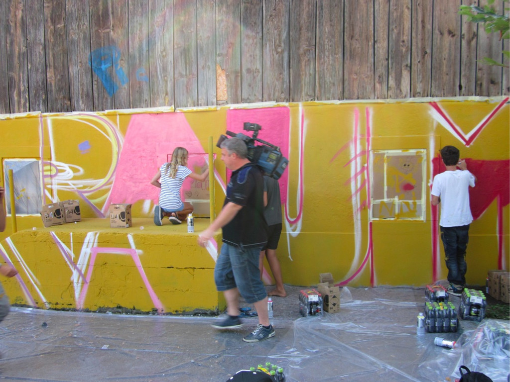 BK_Graffiti_Planet_Tag2 14_jpg-1347050462