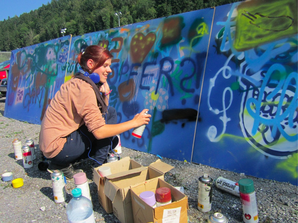 BK_Graffiti_Planet_Tag2 45_jpg-1347050681