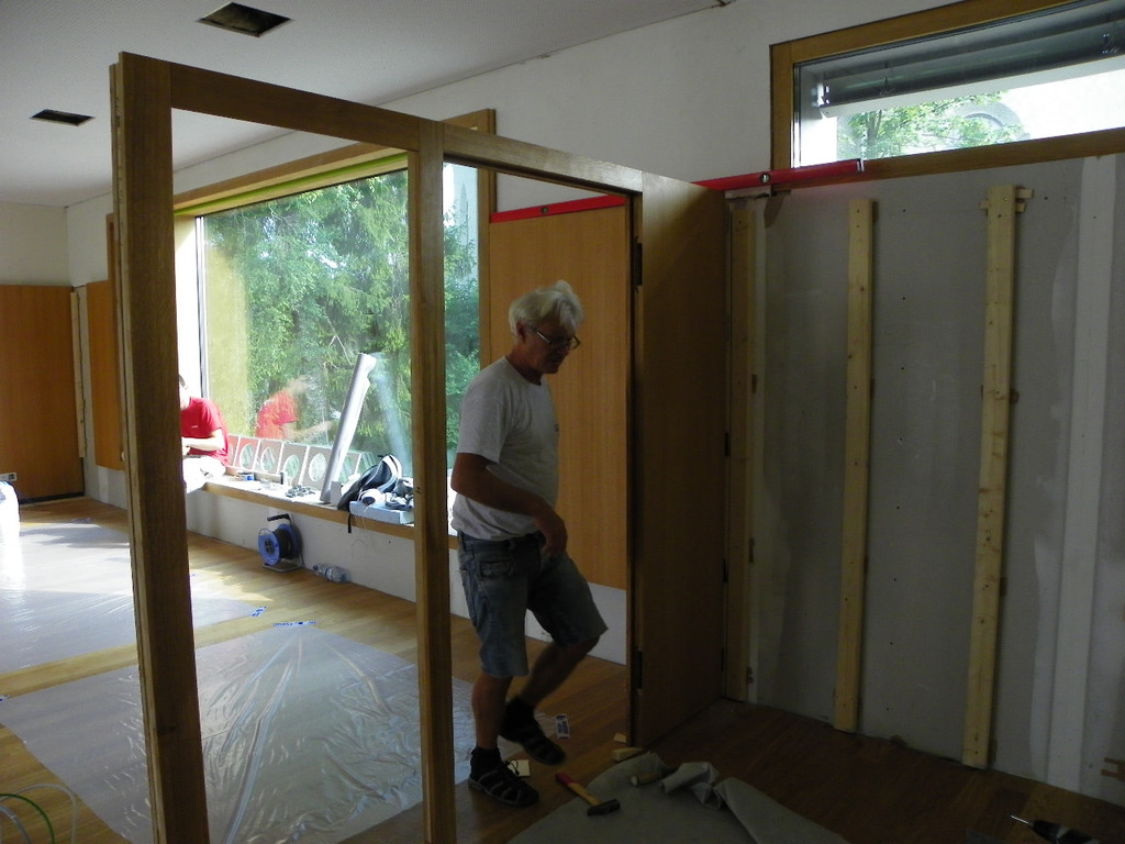 115_4840_JPG-1347094556