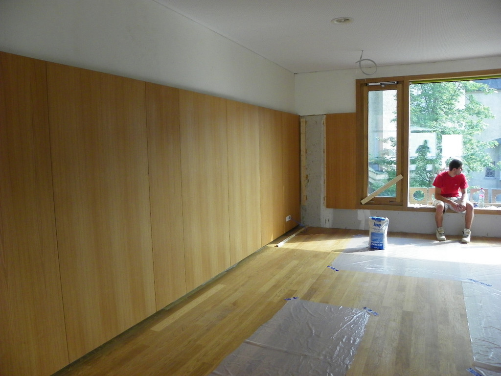 115_4842_JPG-1347094563