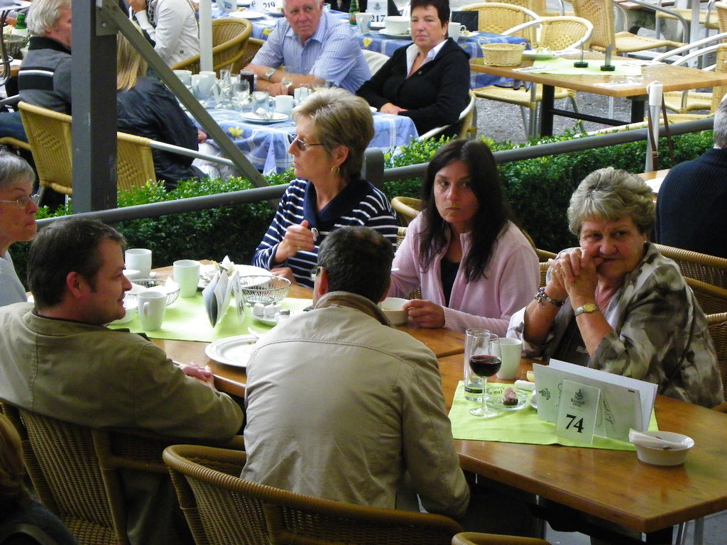 104_8498_jpg-1347096086