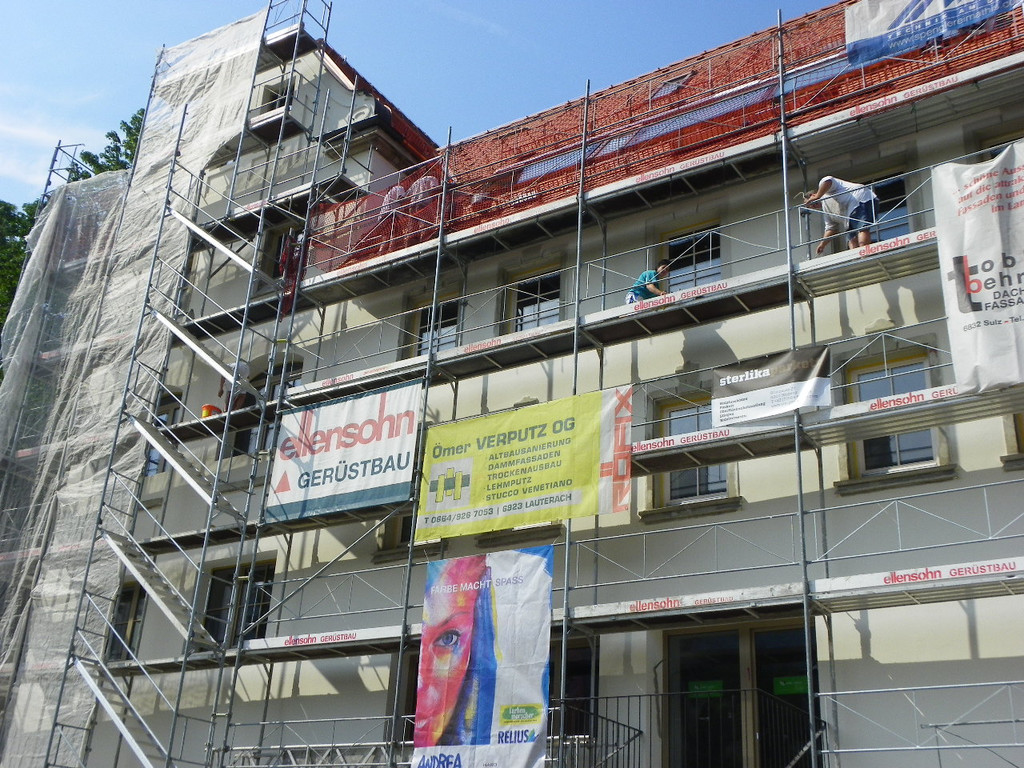 115_4914_JPG-1347096821