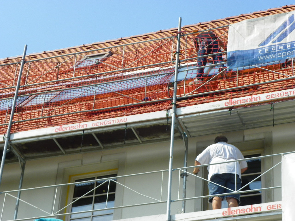 115_4915_JPG-1347096828