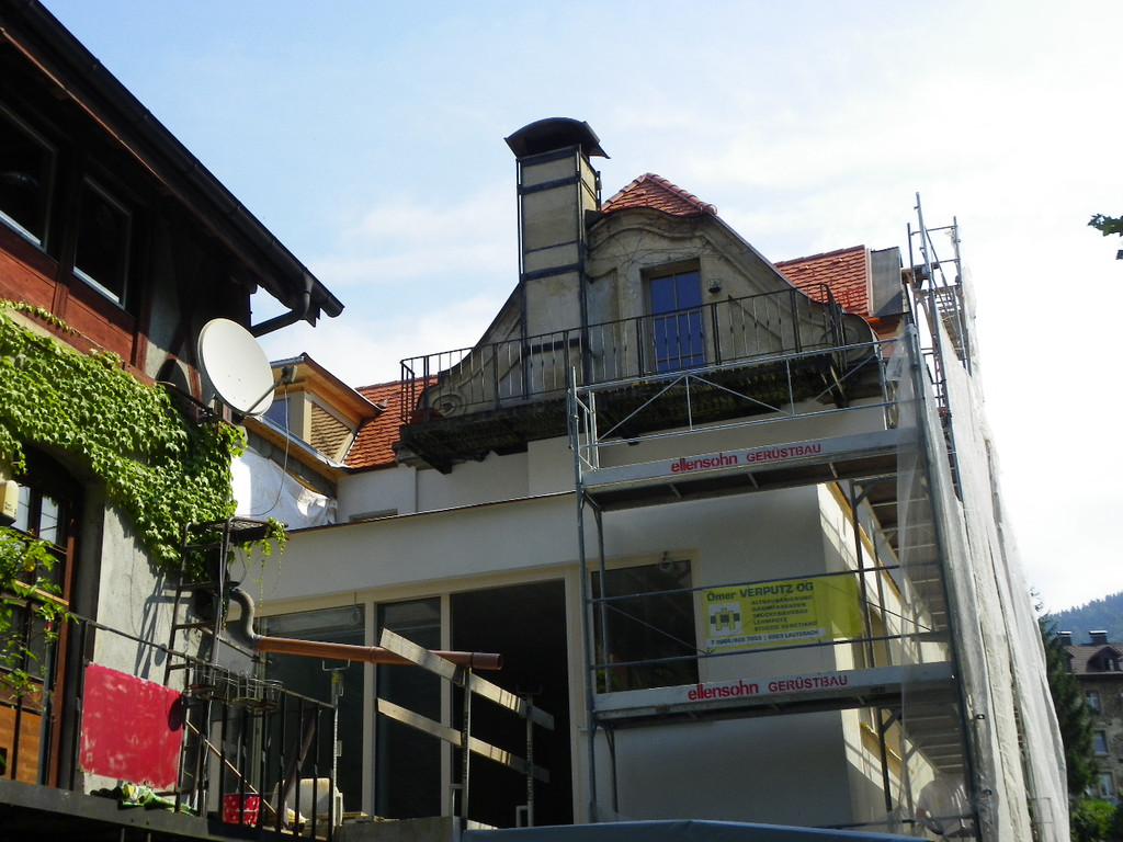 115_4932_JPG-1347096897