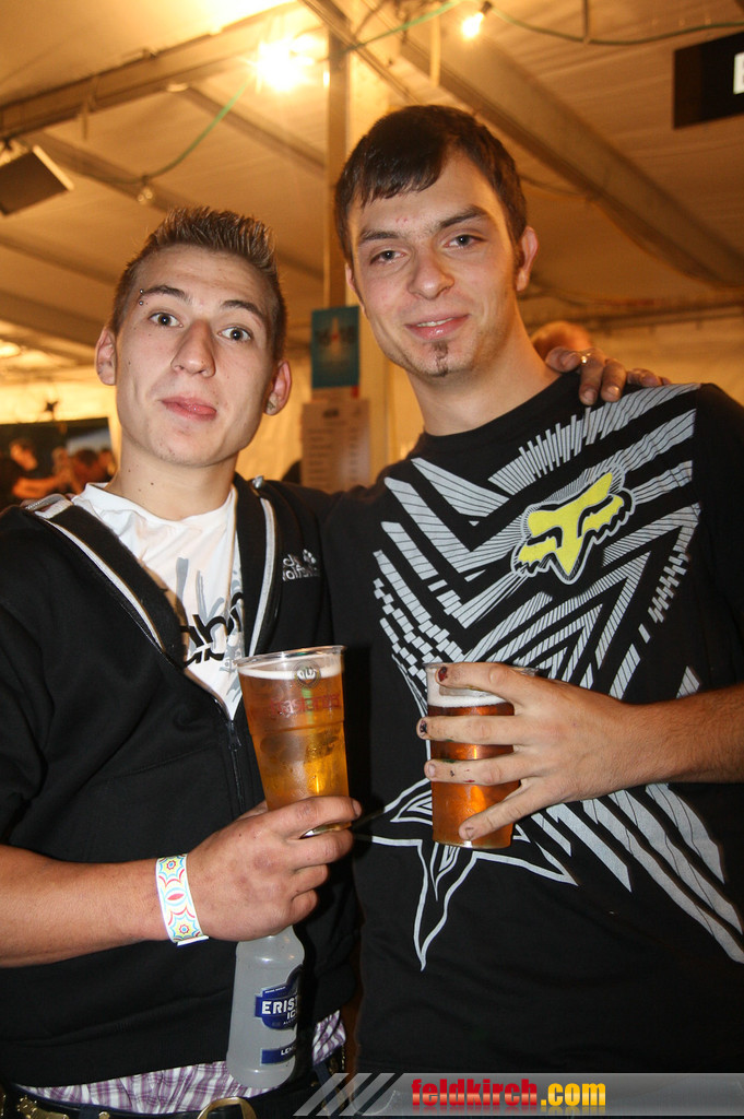 12020103.jpg